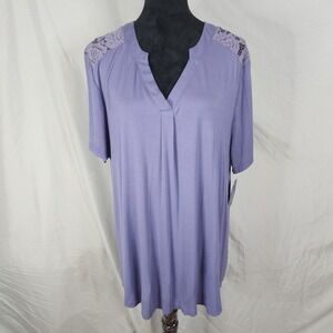 New w/tag!‎ OMICGOT Size 3X Purple Notch V-neck Rayon Blend Lace Accent Blouse